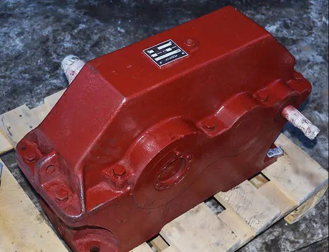 Цилиндрические редукторы Ц2У сборки 32 655446264 фото